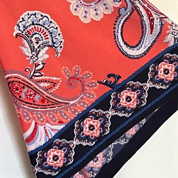 Sandra Darren women’s size 8 Paisley, coral color and blue - Picture 4 of 6